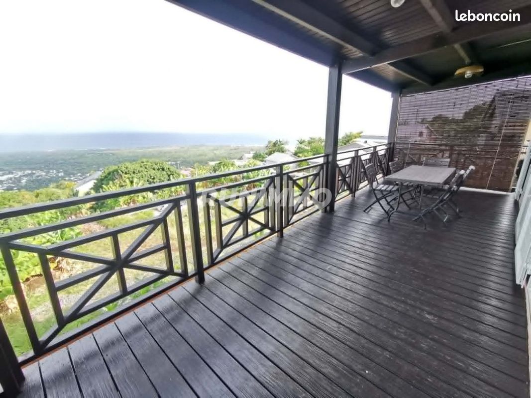 Maison 4 pièces 125 m² · à L'Étang-Salé · 125 m² · 1 472 €