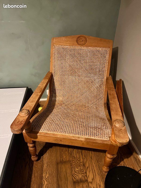 Chaise en cannage (image 1)