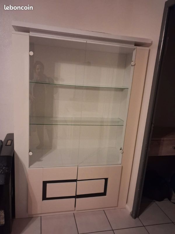 Meuble vitrine (image 1)