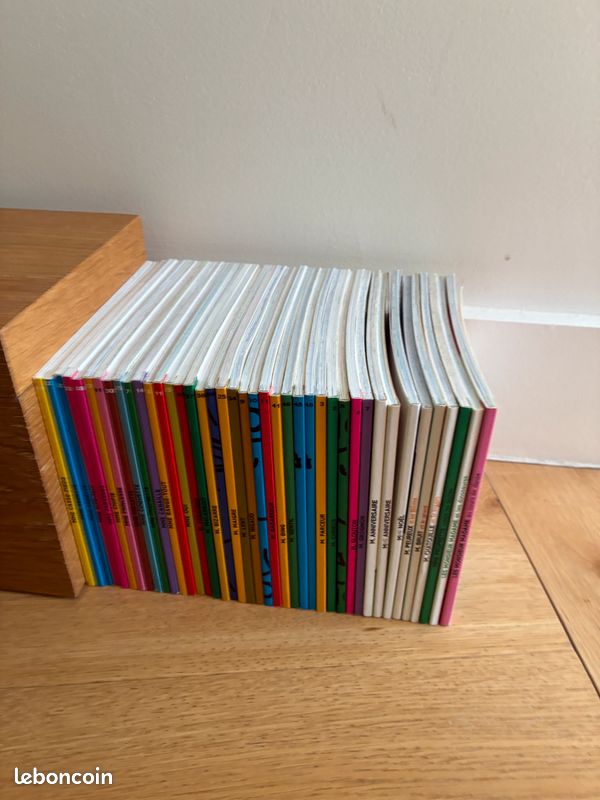 Monsieur Madame • 41 livres (image 1)