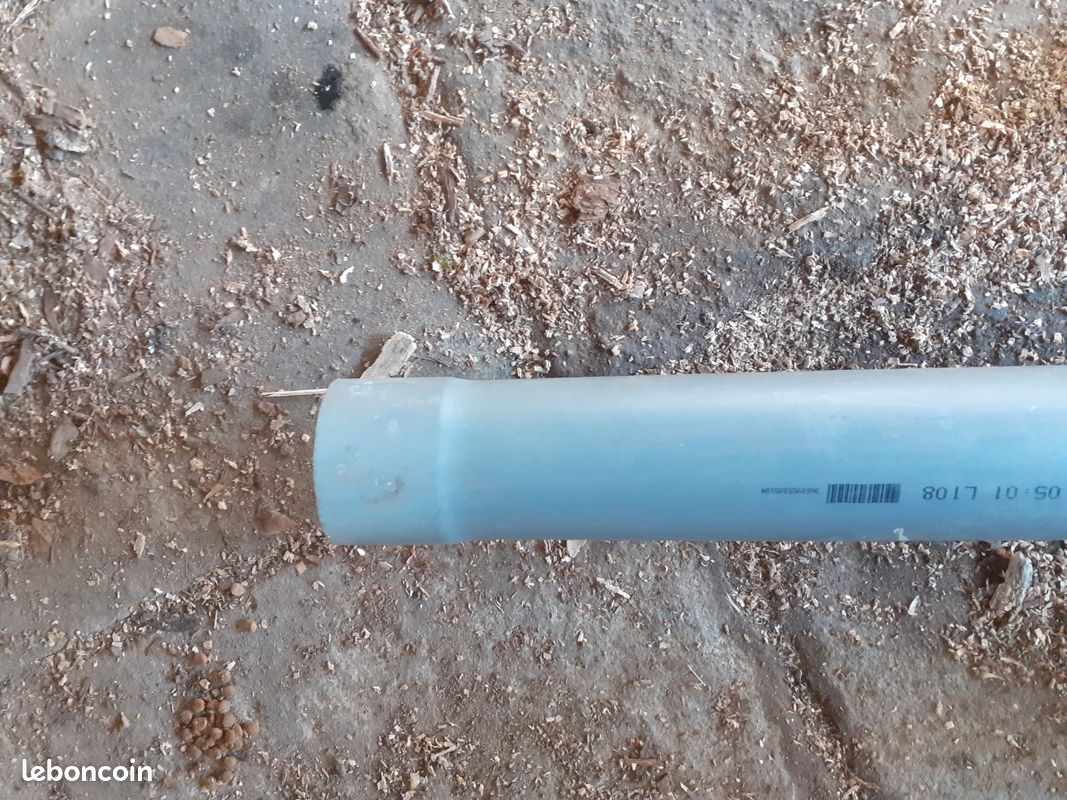 2 tuyaux PVC (image 3)
