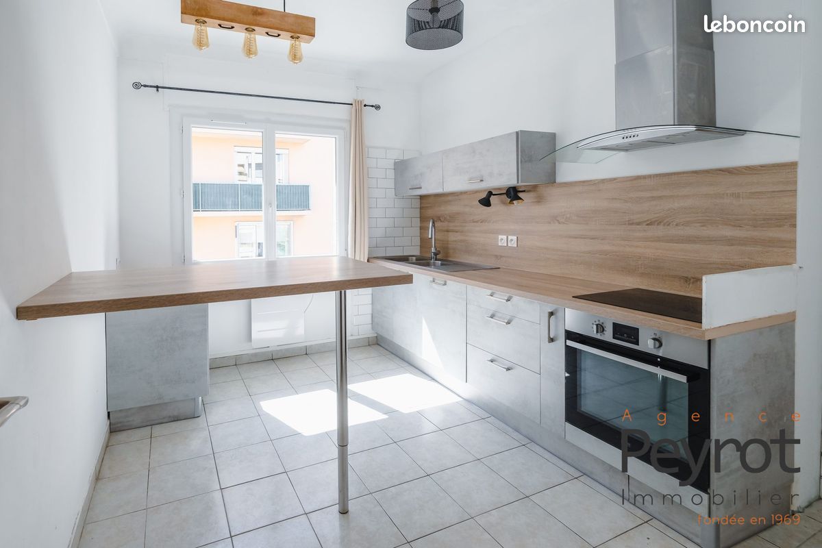 Appartement 4 pièces 83 m² · à Perpignan · 83 m² · 890 €/mois
