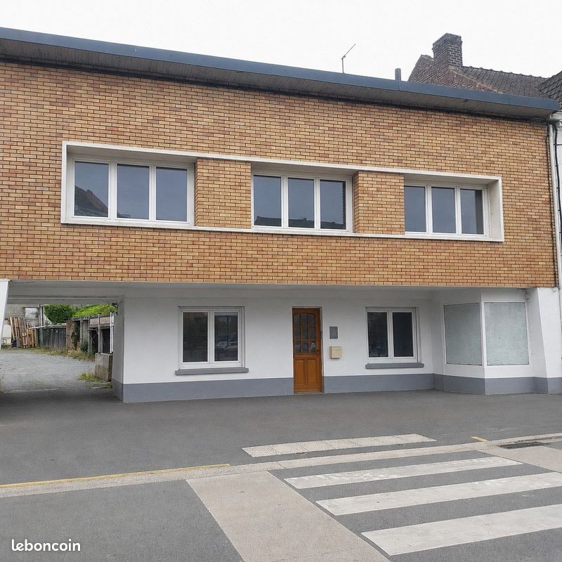 Immeuble 135 m² · à Auchy-les-Mines · 135 m² · 242 000 €