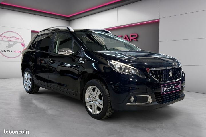 PEUGEOT 2008 1.2 82ch BVM5 Style Garantie 12 mois (image 1)