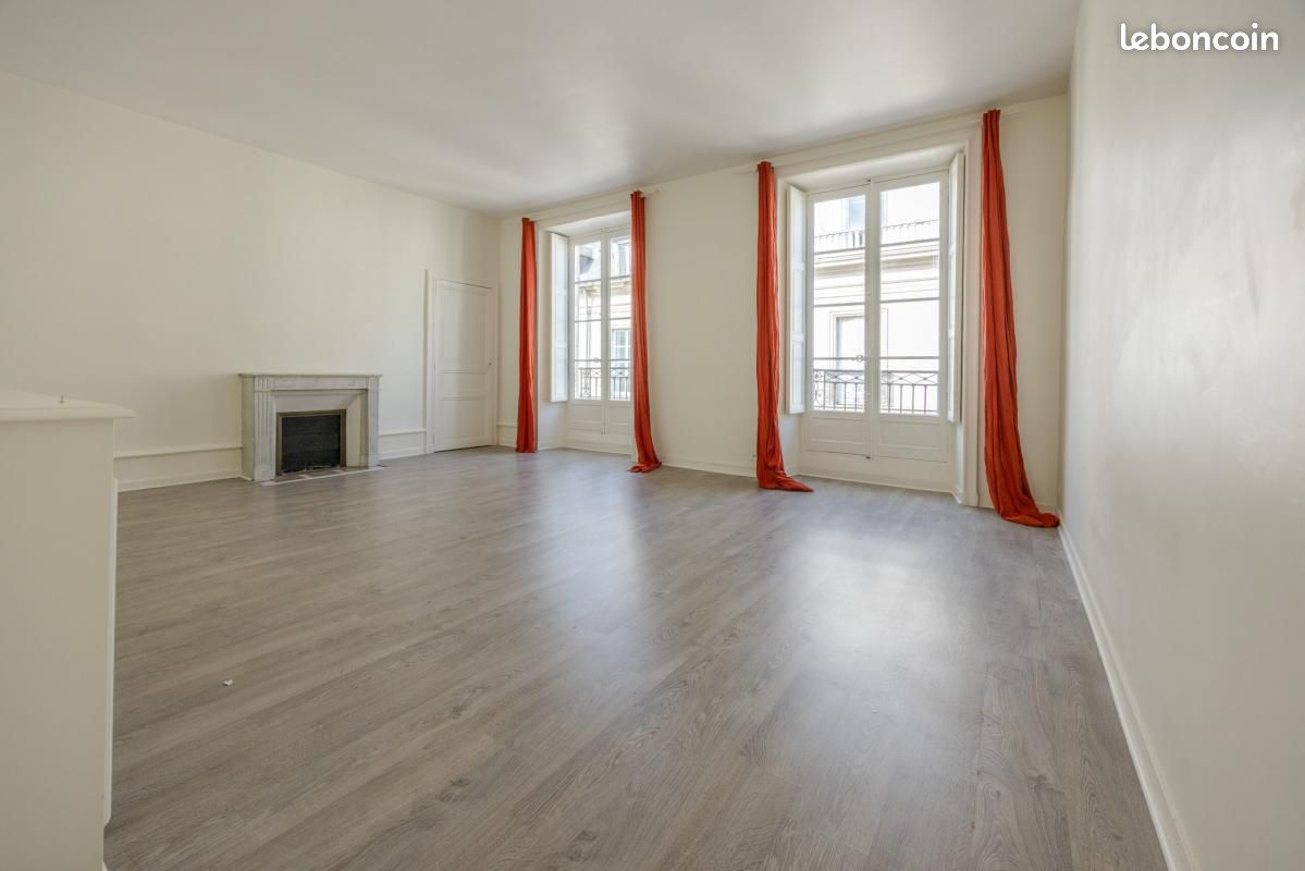 Appartement 3 pièces 95 m² · à Nantes · 95 m² · 1 111 €/mois