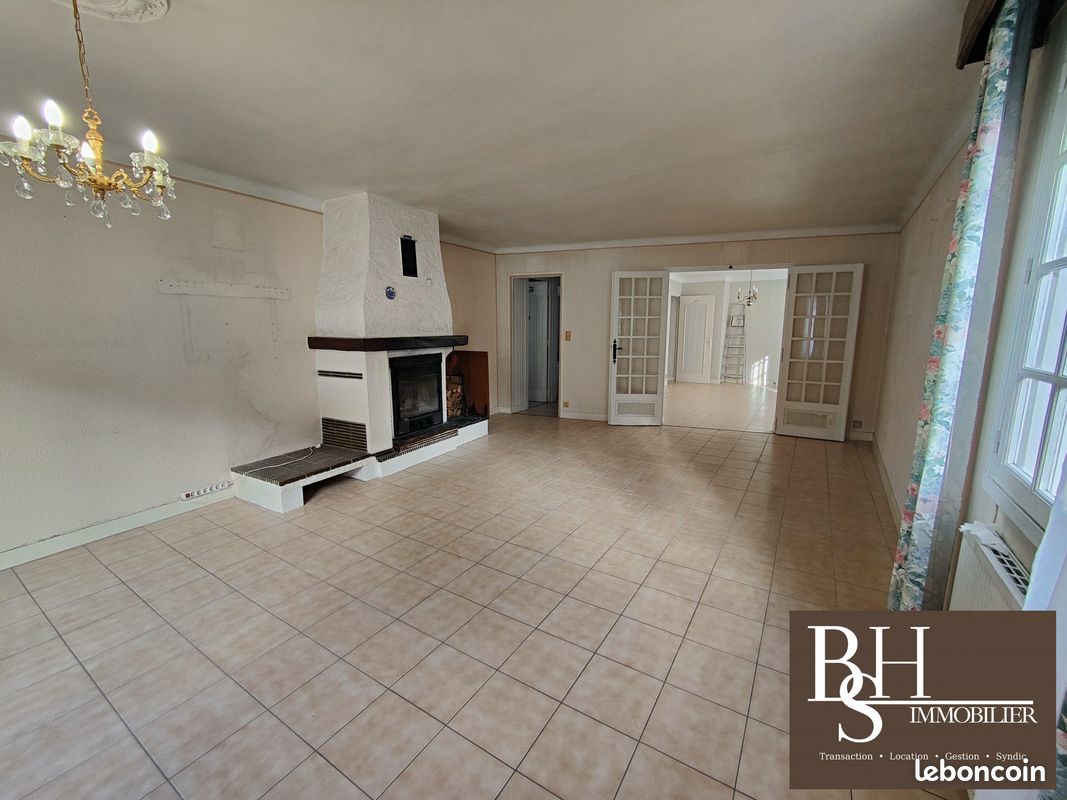 Maison 9 pièces 281 m² · à Poitiers · 281 m² · 199 000 €
