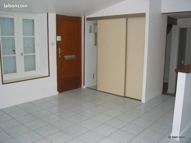 Appartement 2 pièces 39 m² · à Fontenay-le-Comte · 39 m² · 410 €/mois