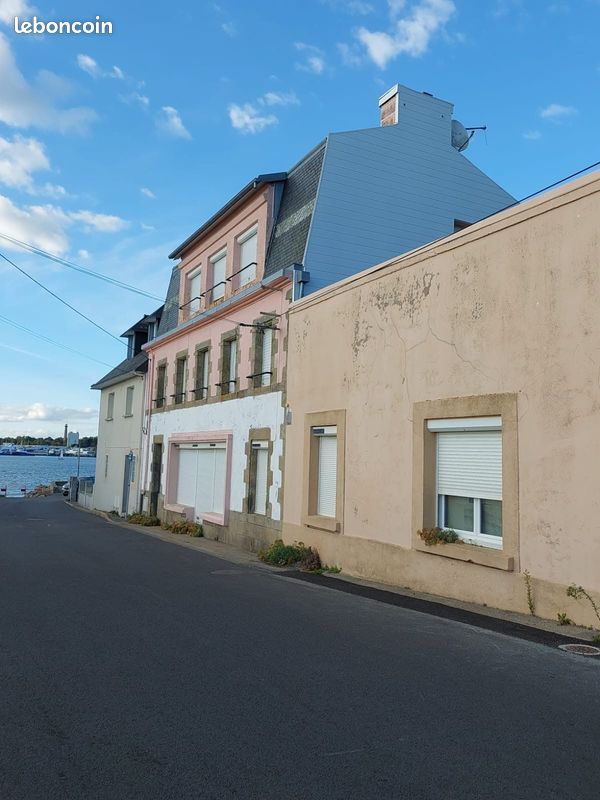Maison 7 pièces 153 m² · à Locmiquélic · 153 m² · 590 000 €