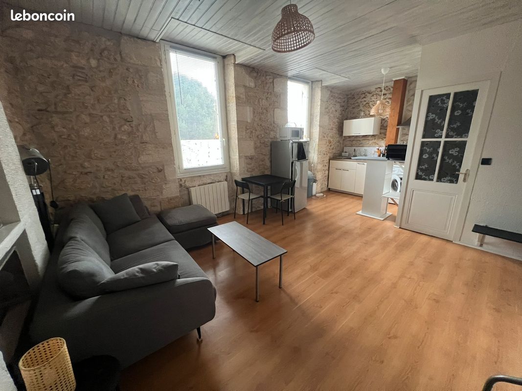 Appartement 1 pièce 32 m² · à Castelnau-de-Médoc · 32 m² · 560 €/mois