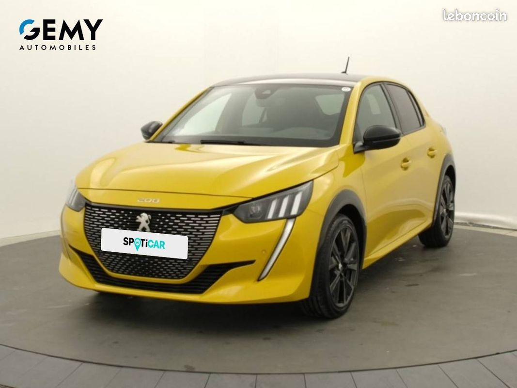 PEUGEOT 208 PureTech 100 S&S BVM6 GT (image 1)