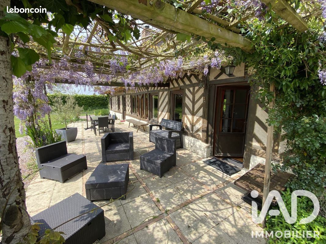 Maison 7 pièces 215 m² · à Manneville-la-Raoult · 215 m² · 550 000 €