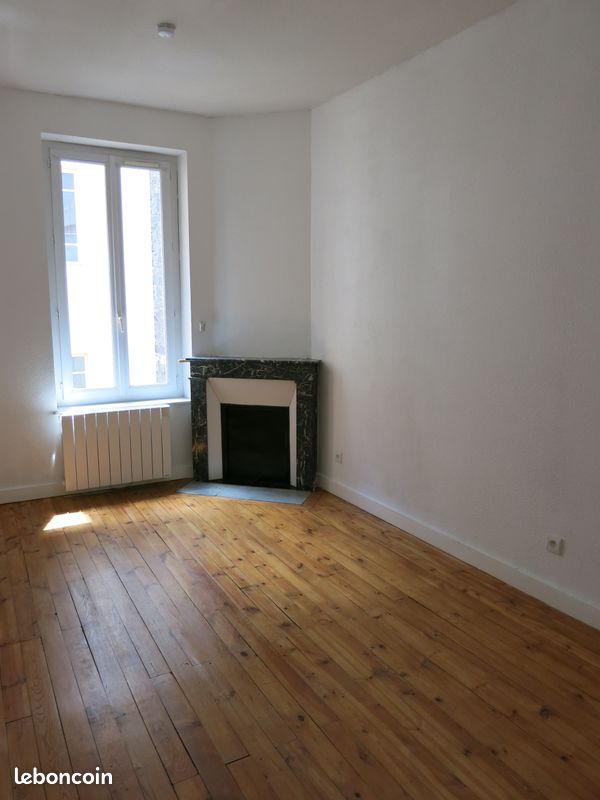 Appartement 2 pièces 47 m² · à Clermont-Ferrand · 47 m² · 550 €/mois