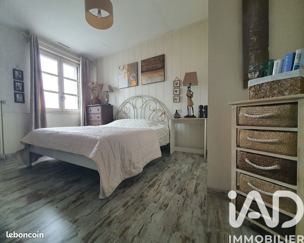 Maison 8 pièces 220 m² (image 11)