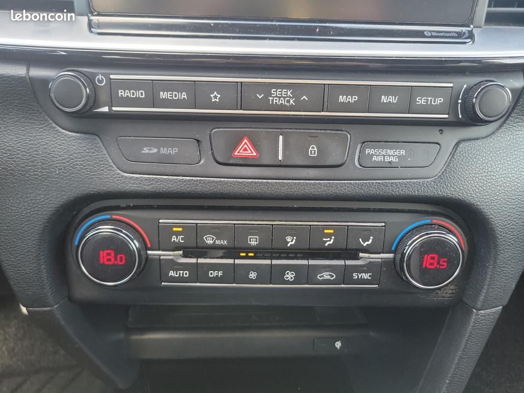 Kia ProCeed 1.0 T-gdi 120 Gt Line (image 23)