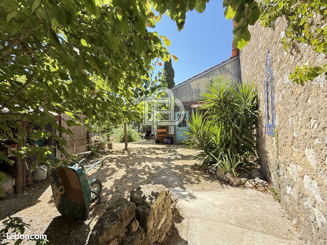 Maison 5 pièces 143 m² · à Sallèles-d'Aude · 143 m² · 293 000 €