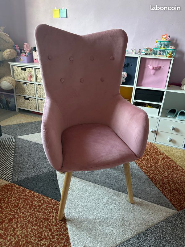 Fauteuil rose (image 4)