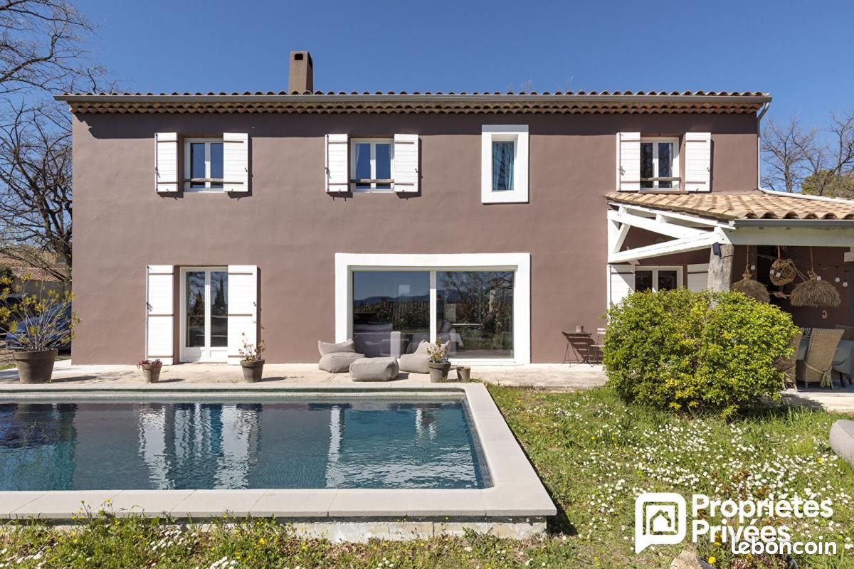 Maison 6 pièces 200 m² · à Callian · 200 m² · 779 000 €