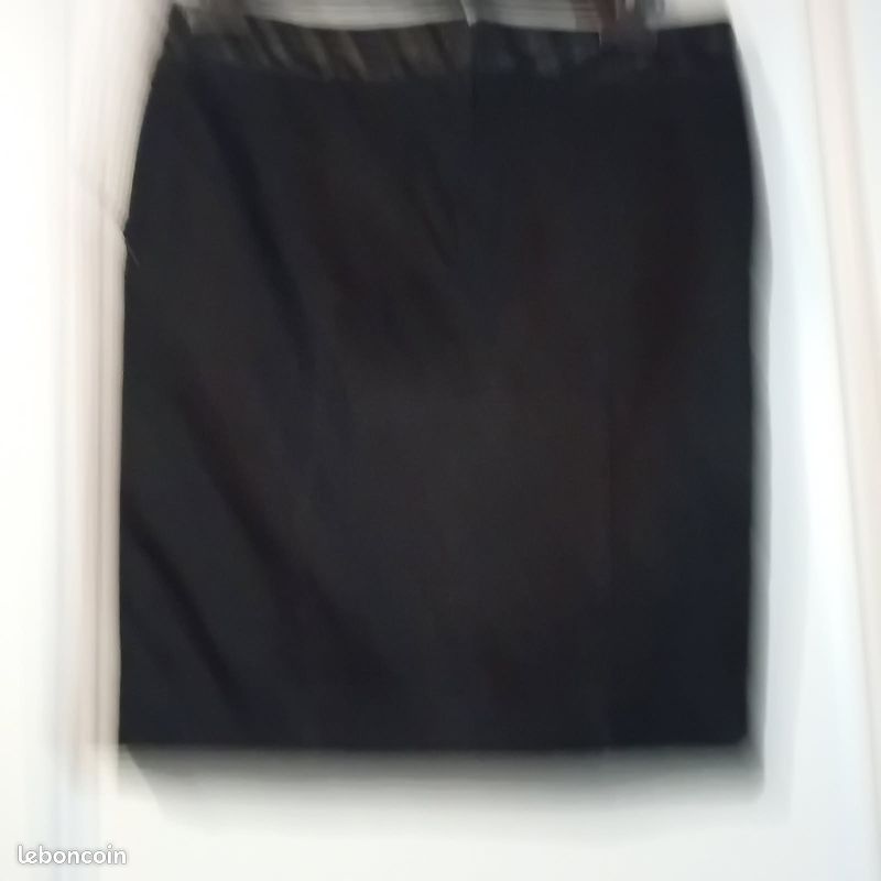 Jupe Noire Camaïeu Taille 40 - Neuve Sans étiquettes, Basique Et Polyvalente