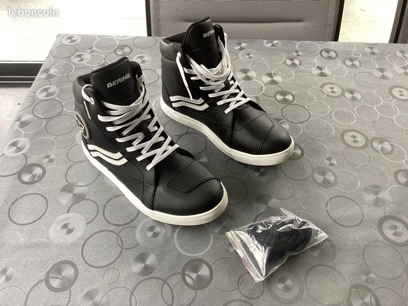 Baskets moto Bering Lady stars noir et blanc T37 Équipement moto