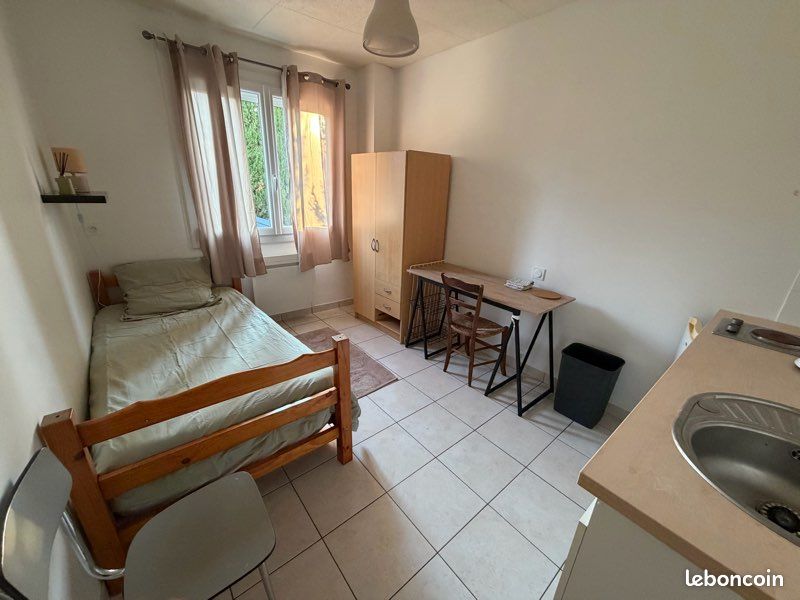 Appartement 1 pièce 11 m² · à Montaigu-Vendée · 11 m² · 390 €