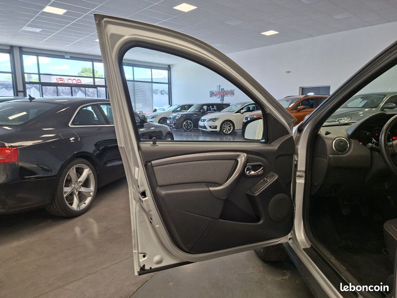 Dacia DUSTER 1.2 TCE 125 ch 4X4 4wd (image 25)