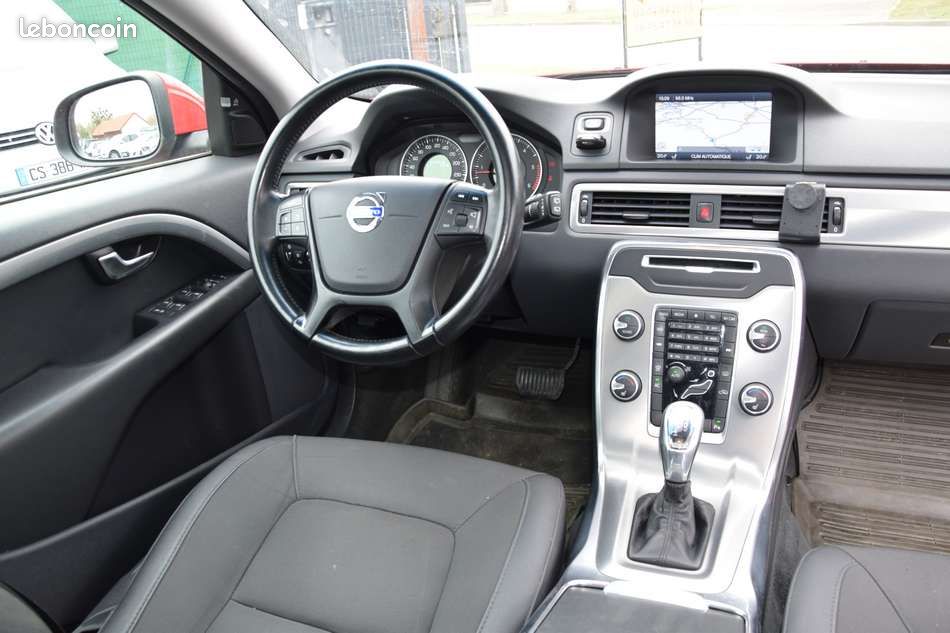 Volvo V70 AWD 2.4 D4 163CV BVA ........ PARC OUVERT 7/7 SUR RDV ........ (image 4)