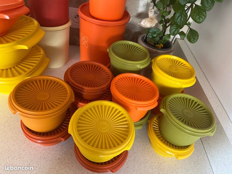 4 coquetiers Tupperware vintage avec couvercles orange, beige, jaune