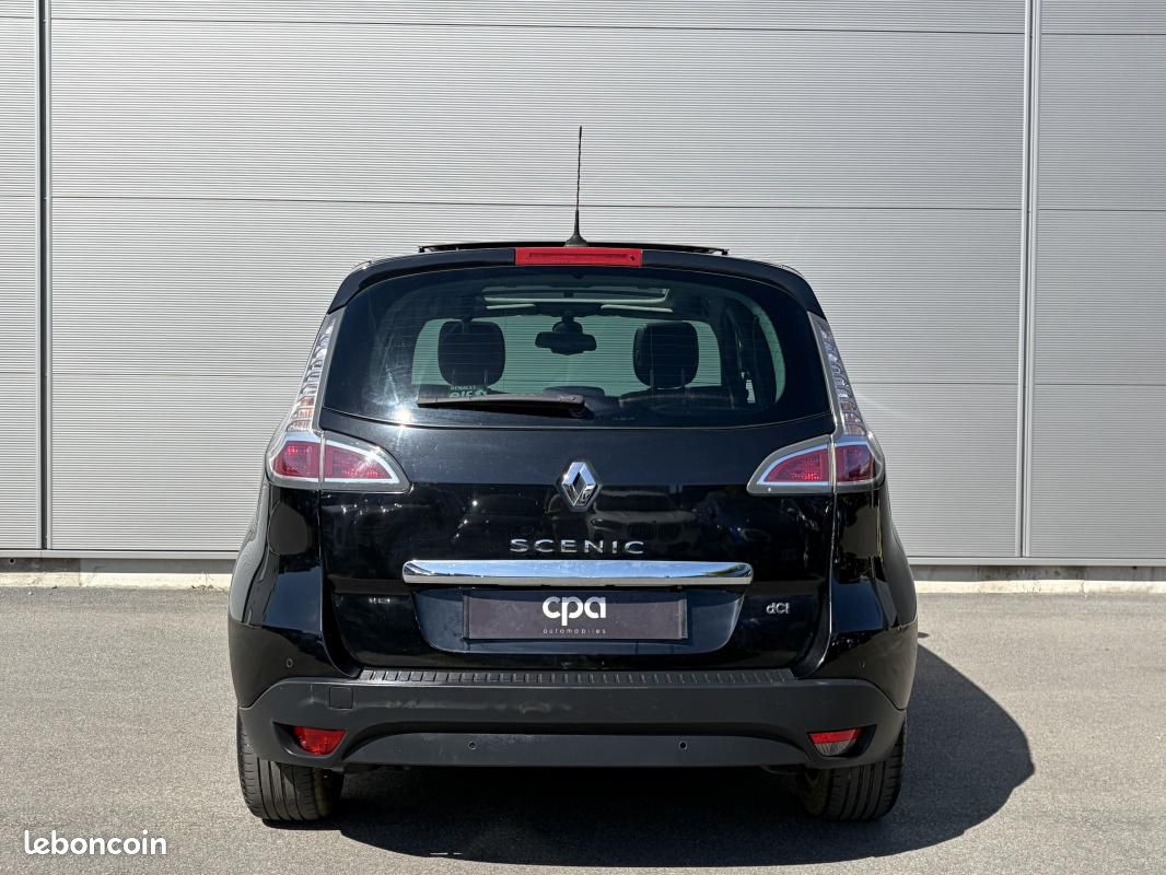 Renault Scénic 1.5 DCI 110 CH BVA6 BOSE EDITION / TOIT OUVRANT COURROIE DISTRIBUTION FAITE POUR L... (image 20)