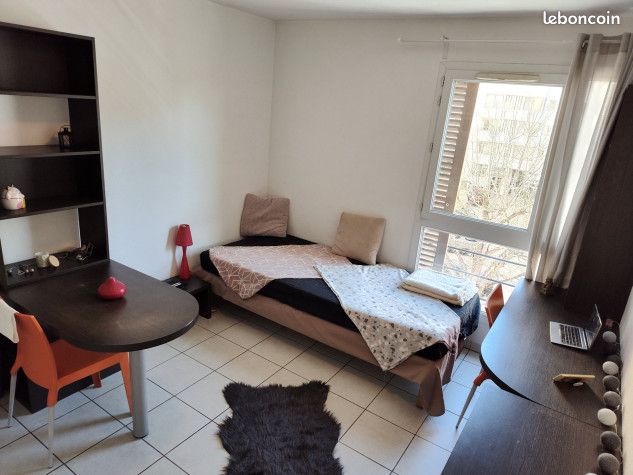 Appartement 1 pièce 19 m² · à Toulon · 19 m² · 475 €