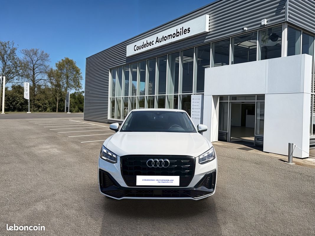 AUDI Q2 35 TFSI 150 S tronic 7 S line (image 8)