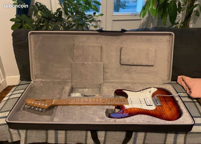 Guitareélectriqueibanezaz224fpremiumavecflightcase