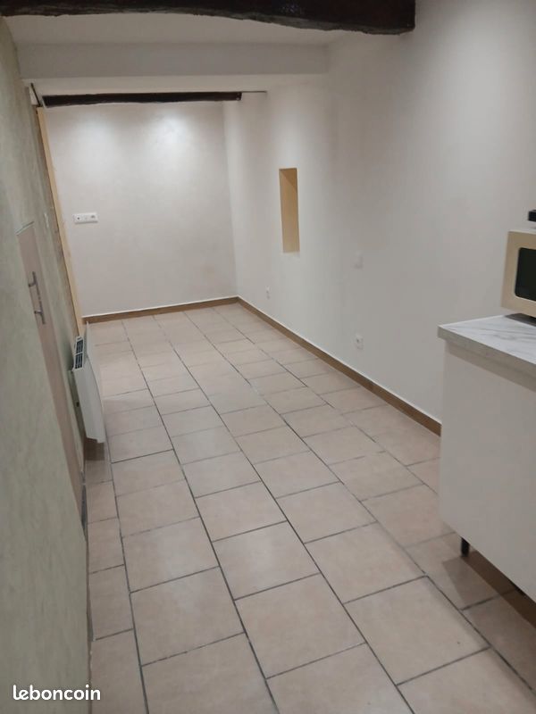 Appartement 1 pièce 15 m² · à Bagnols-sur-Cèze · 15 m² · 380 €/mois