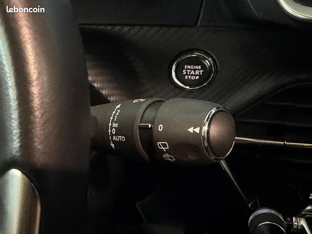 Peugeot 2008 gt 130 eat8 (image 15)