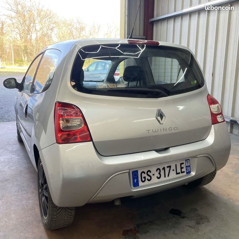 RENAULT Twingo 1.5 dci 65cv (image 3)