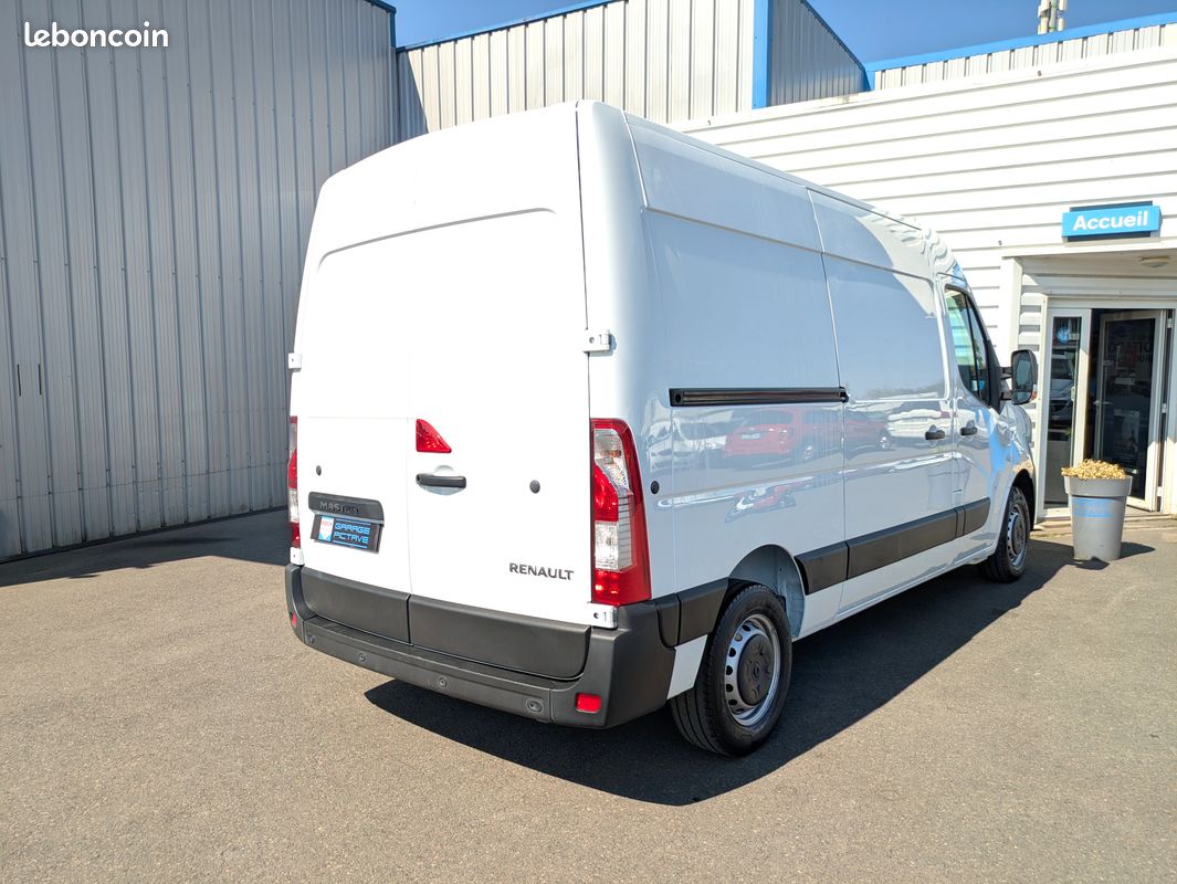 RENAULT MASTER III CONFORT L2H2 2.3L DCi 135CV Traction (image 3)
