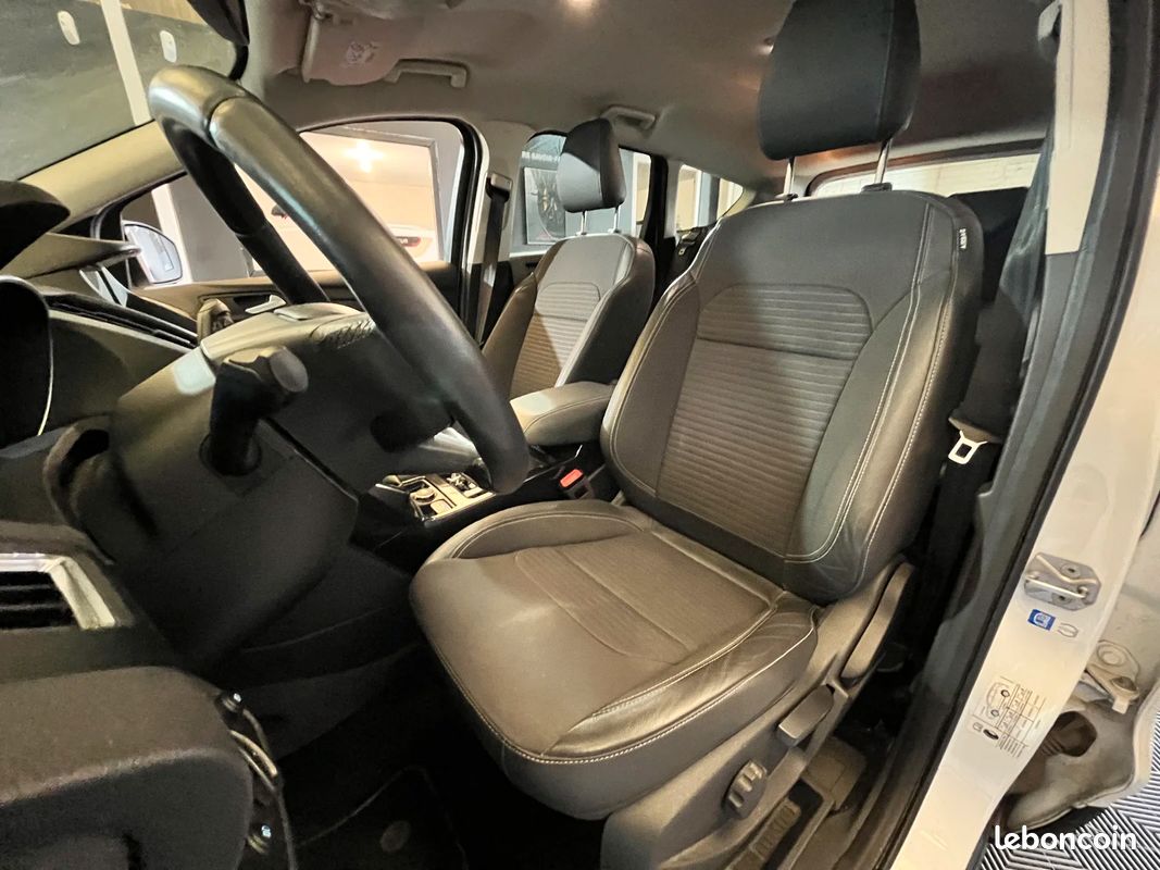 Ford KUGA Business Nav (image 14)