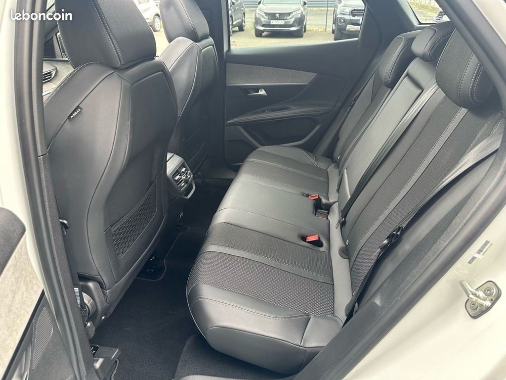 Peugeot 3008 1.5 BLUEHDI 130CH S&S GT EAT8 (image 16)