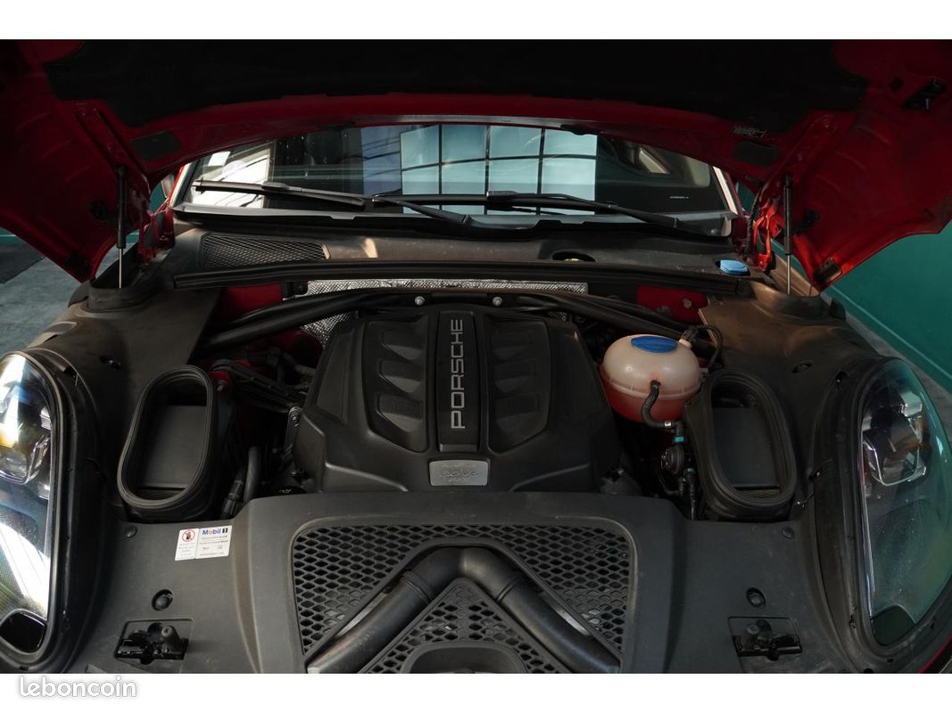 PORSCHE MACAN GTS 3.0i V6 360CV PDK - Toit ouvrant - Carmin - Bose (image 21)