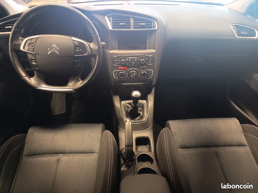 CITROËN C4 Phase II, 1.6 HDI 90CH, Finition CONFORT, DISTRIBUTION OK, CT OK, GARANTIE 6 MOIS (image 5)