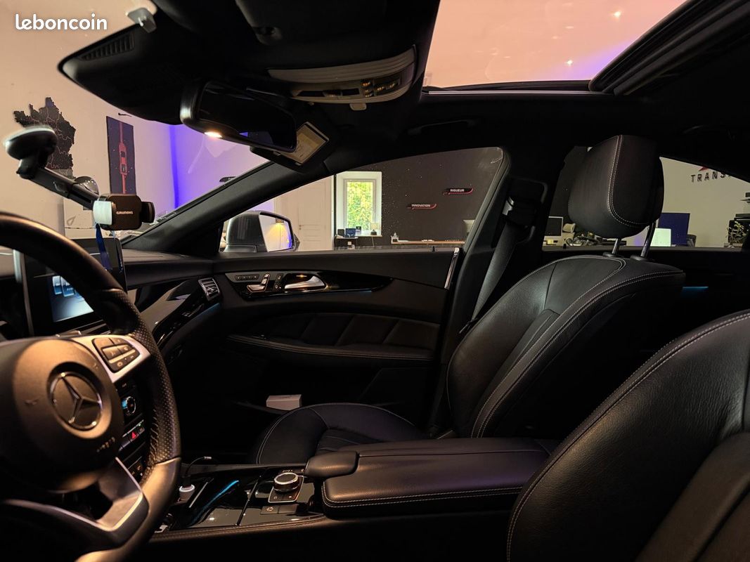 MERCEDES CLASSE CLS COUPE AMG 350d 260ch V6 3.0L 4MATIC BVA9 ANALOG CLOCK (image 17)