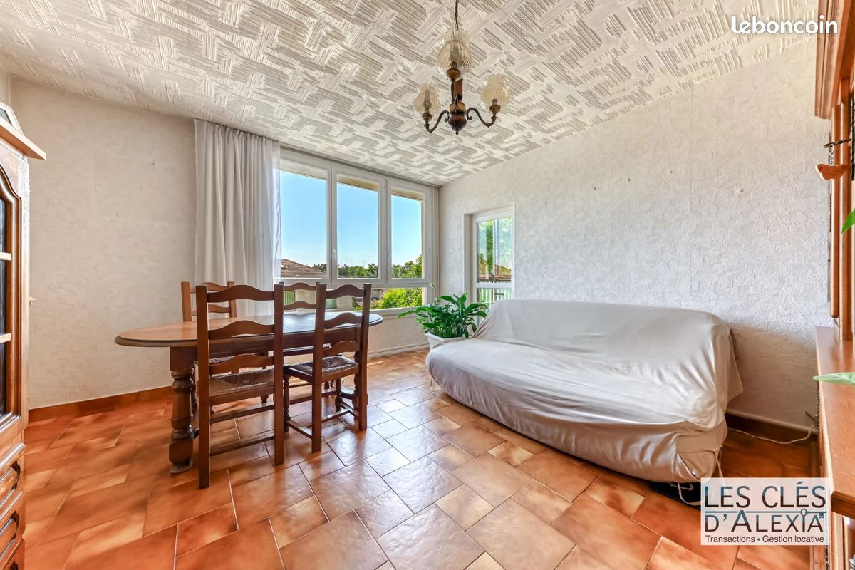 Appartement 4 pièces 76 m² · à Vénissieux · 76 m² · 190 000 €