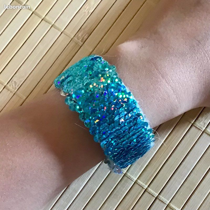 Bracelet bleu et doré (image 2)