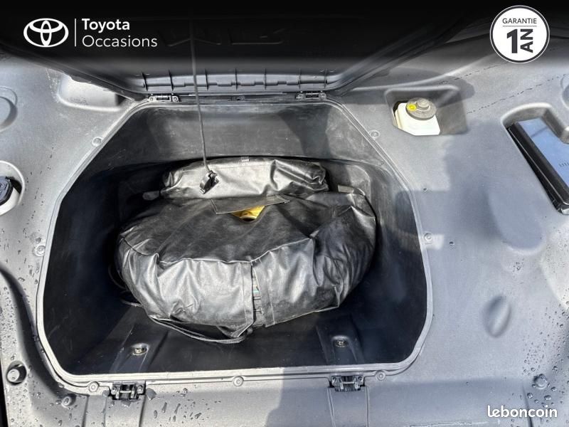 Toyota MR 140 VVT-i (image 10)