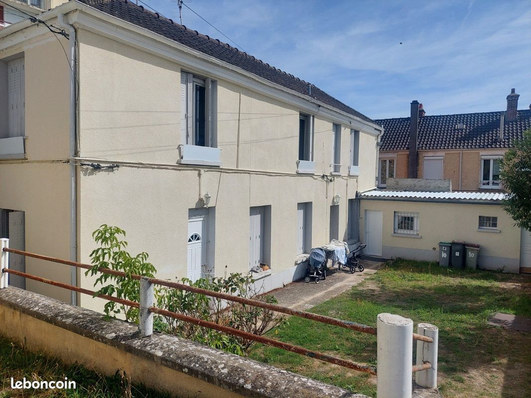 Immeuble 3 pièces 194 m² · à Avon · 194 m² · 840 000 €