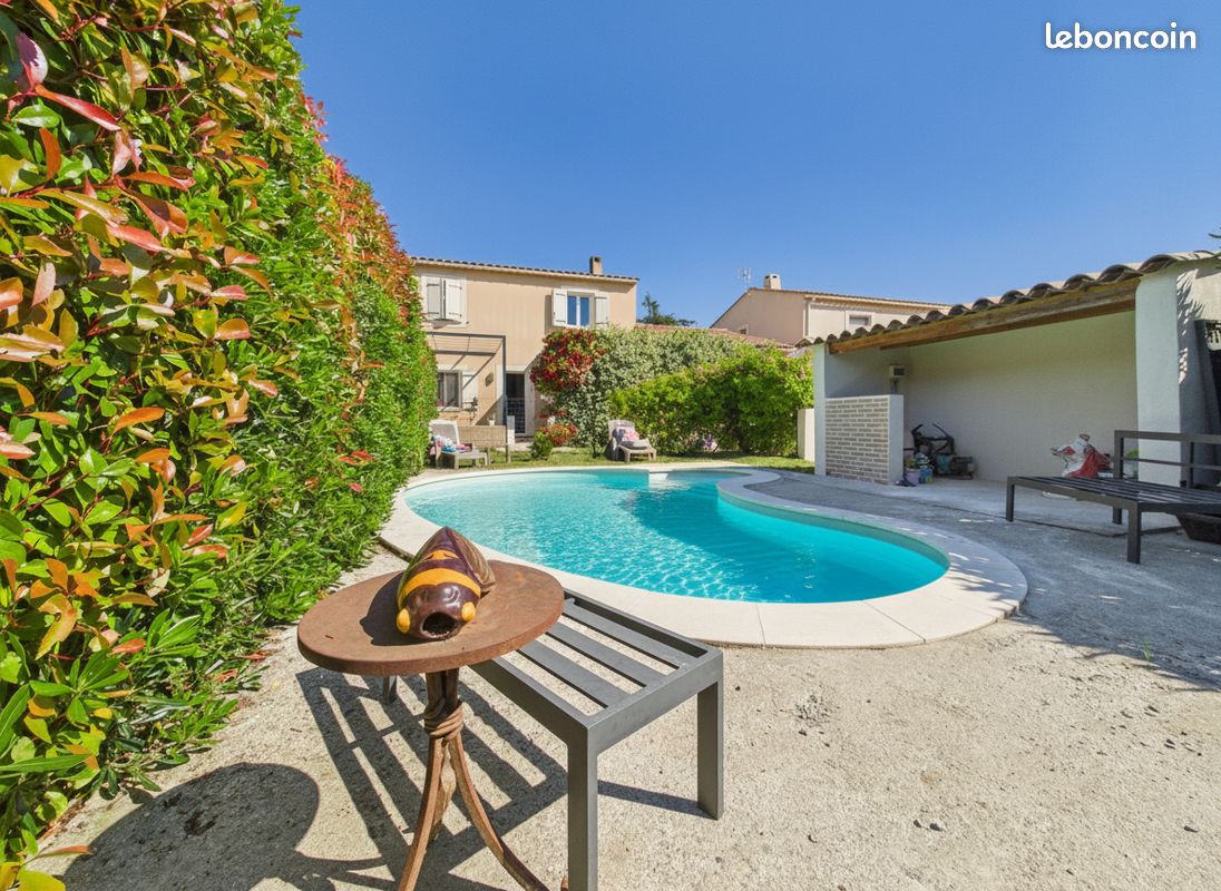 Maison 5 pièces 112 m² · à Châteaurenard · 112 m² · 367 500 €