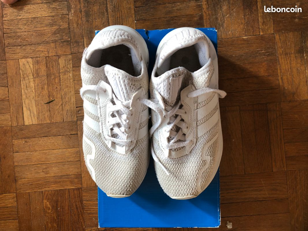Adidas SWIFT RUN X C Blanches Taille 31 1/2 Chaussures