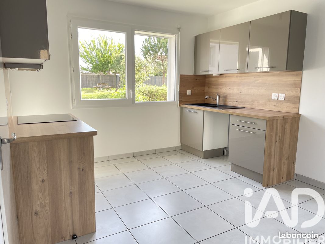 Maison 3 pièces 66 m² · à Artigues-près-Bordeaux · 66 m² · 245 000 €