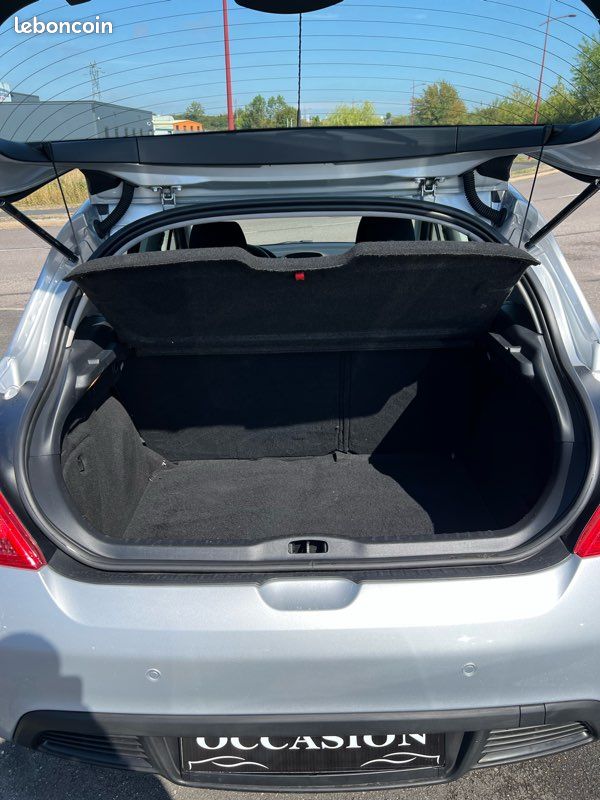 Peugeot 308 1.6 HDi 110ch Urban Move 1er main (image 13)