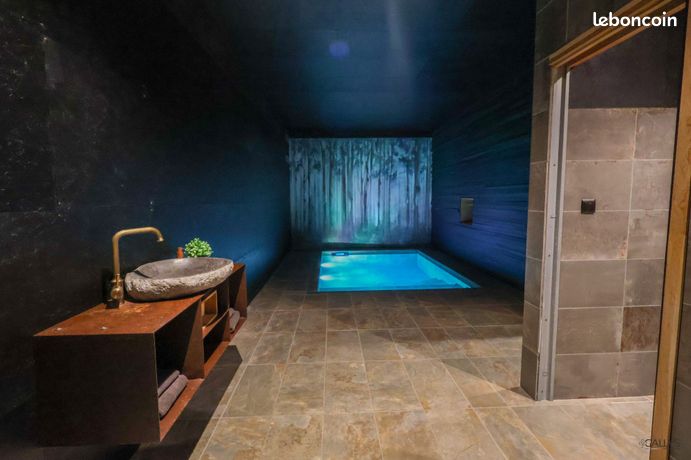 Propriété 11 pièces 439 m²
