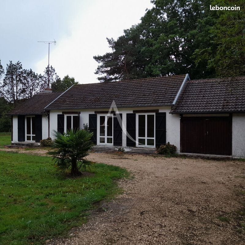 Maison 5 pièces 80 m² · à Chaumont-sur-Tharonne · 80 m² · 762 €/mois